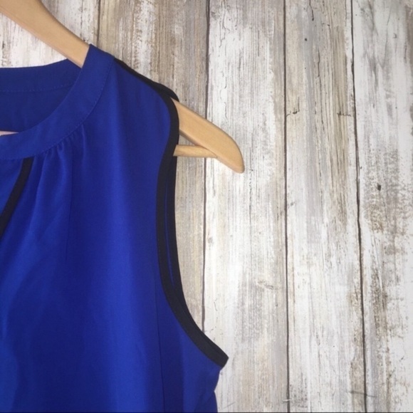 Calvin Klein Blue Sleeveless Blouse - Picture 2 of 3